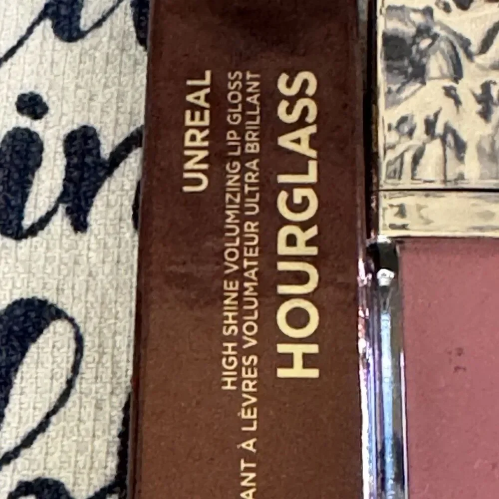 Hourglass Unreal High Shine Volumizing Lip Gloss - Canvas - .20 oz - NIB